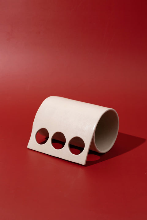 Knuckle Mug